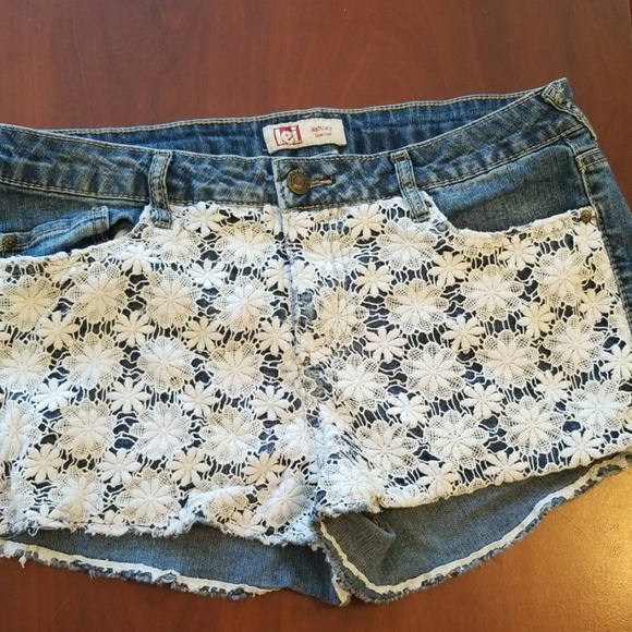 lei Other - L.e.i shorts lei Other - L.e.i shorts